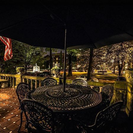 Inn At St James Court Louisville Exterior foto